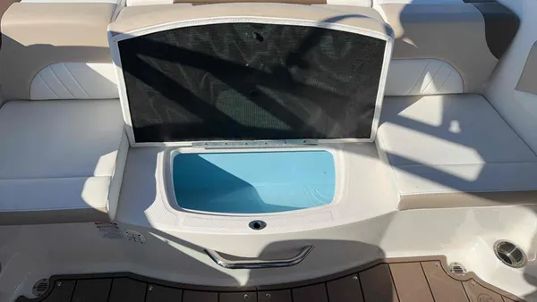 2022 Chaparral 21 SSI`