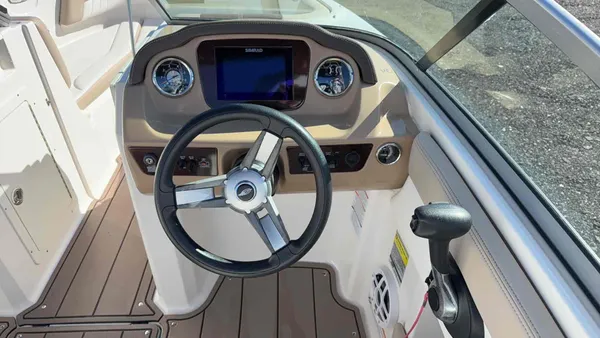 2022 Chaparral 21 SSI`