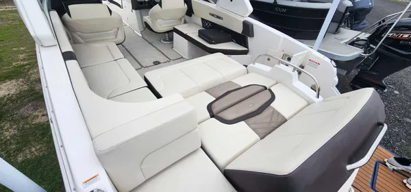 2018 Chaparral 287 SSX
