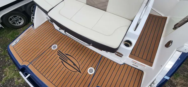 2018 Chaparral 287 SSX