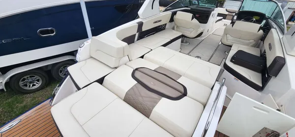 2018 Chaparral 287 SSX
