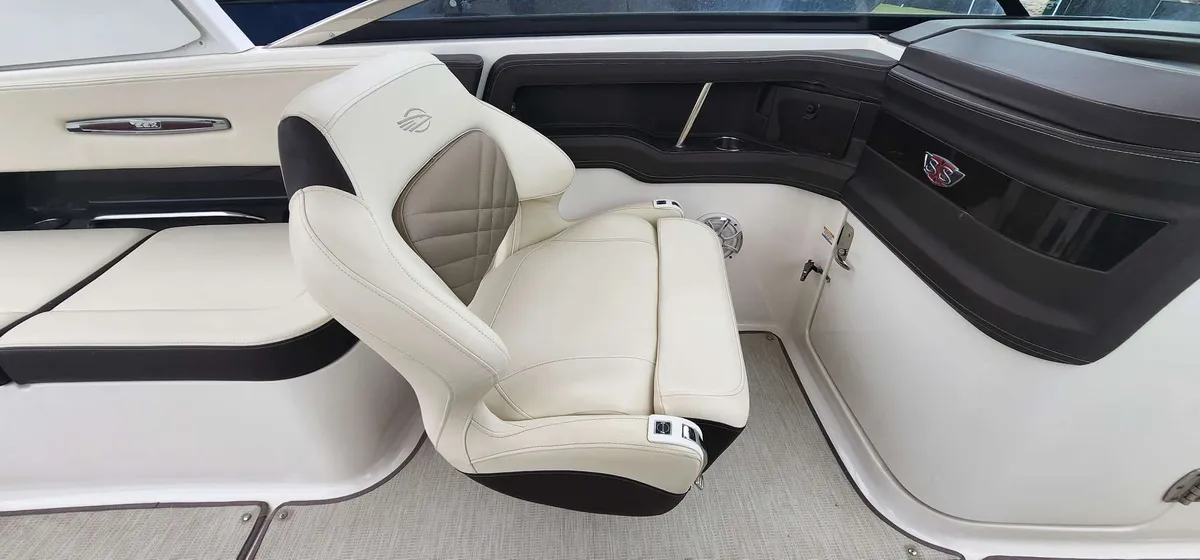 2018 Chaparral 287 SSX