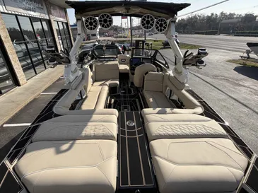 2026 Centurion RI245-10