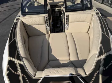 2026 Centurion RI245-16