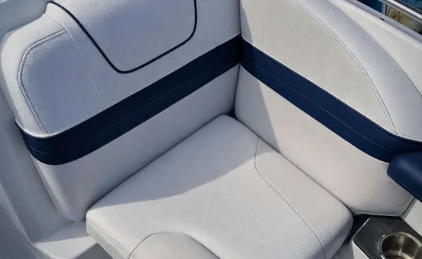 2015 Formula 240 BR detail image 16