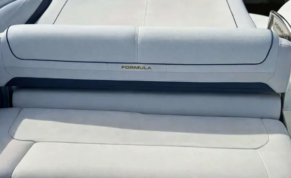 2015 Formula 240 BR detail image 5