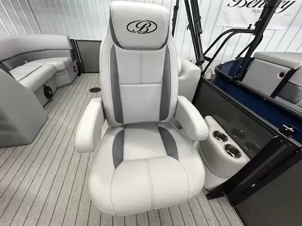 dummy-boat-img