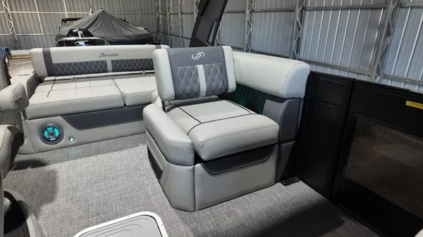 2026 Barletta Lusso 25UA-34