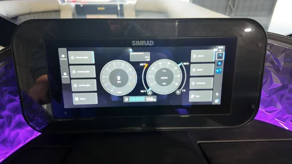 2026 Barletta Lusso 25UA-53