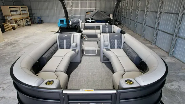 2026 Barletta Lusso 25UA-24
