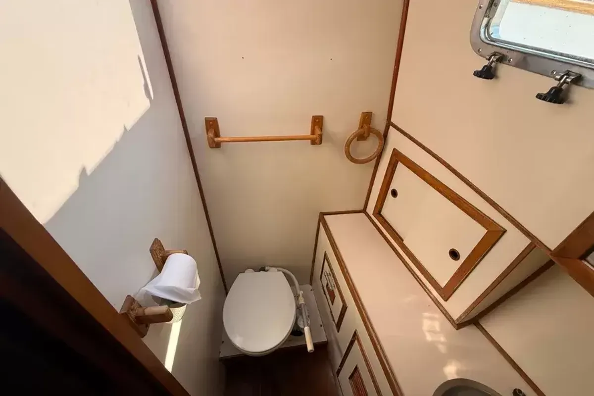 dummy-boat-img