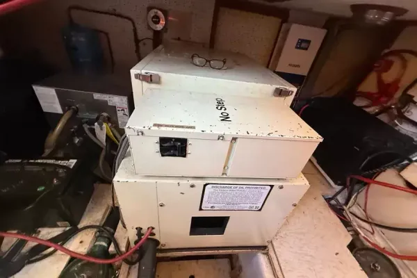 Marine Trader Tri-Cabin 1986-22