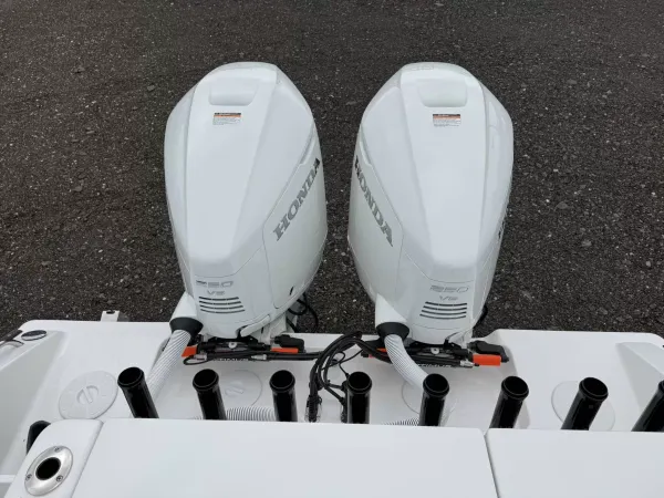 2026 Cape horn 28XS