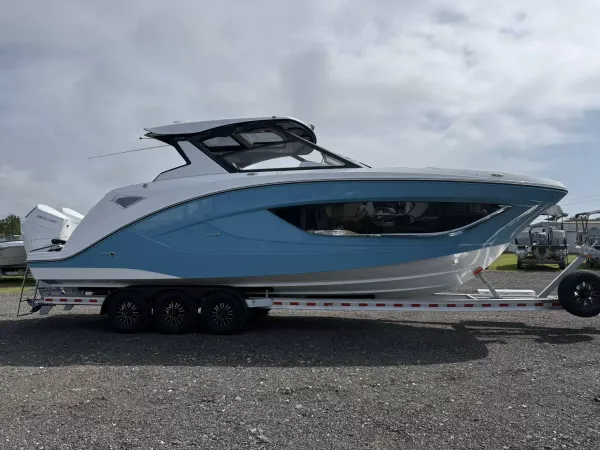 2025 Hurricane SD3200