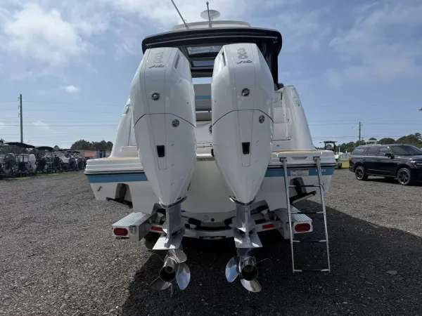 2025 Hurricane SD3200