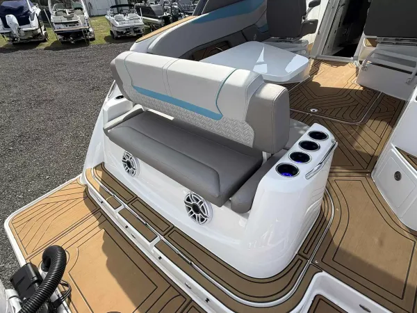 2025 Hurricane SD3200