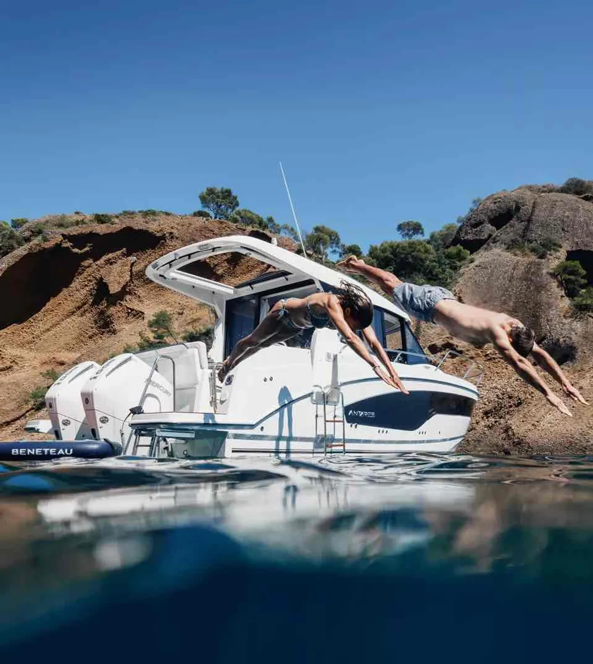 2027 Beneteau Antares 9 OB-8