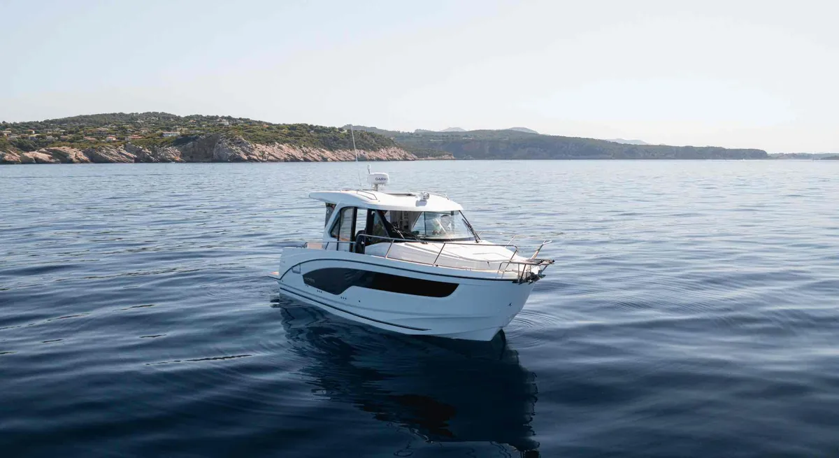 2027 Beneteau Antares 9 OB-7