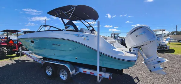 2026 Hurricane SunDeck SD 2600 OB