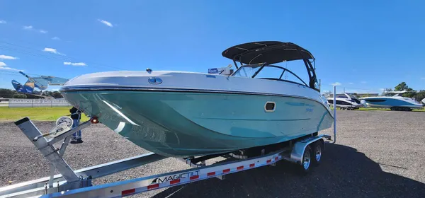 2026 Hurricane SunDeck SD 2600 OB