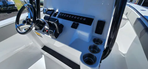 2026 Cape horn 28XS
