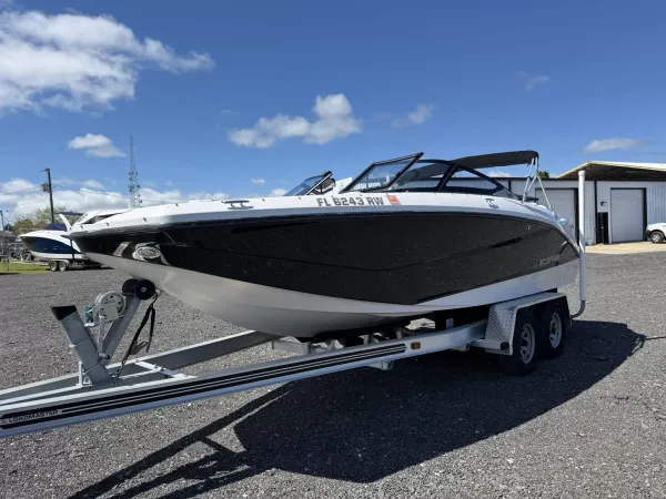 2018 Scarab 215G