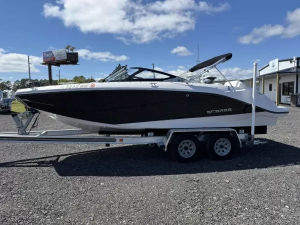 2018 Scarab 215G