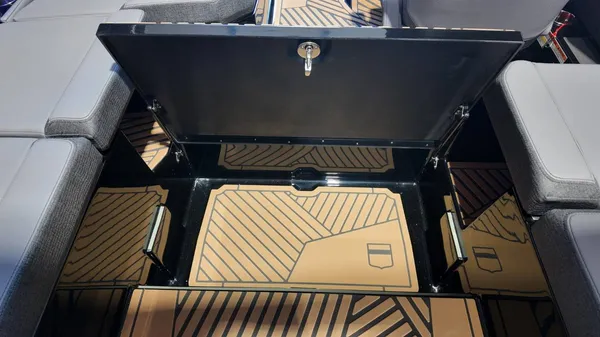 2026 Mastercraft XSTAR 23-100