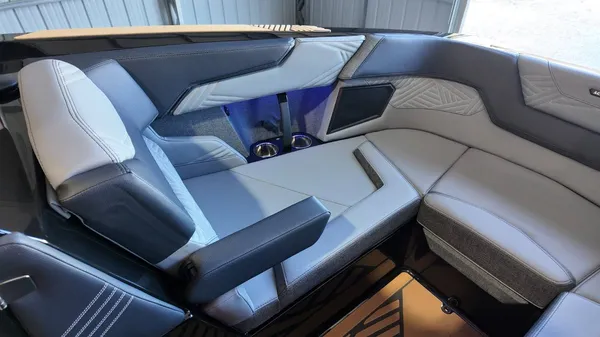 2026 Mastercraft XSTAR 23-35