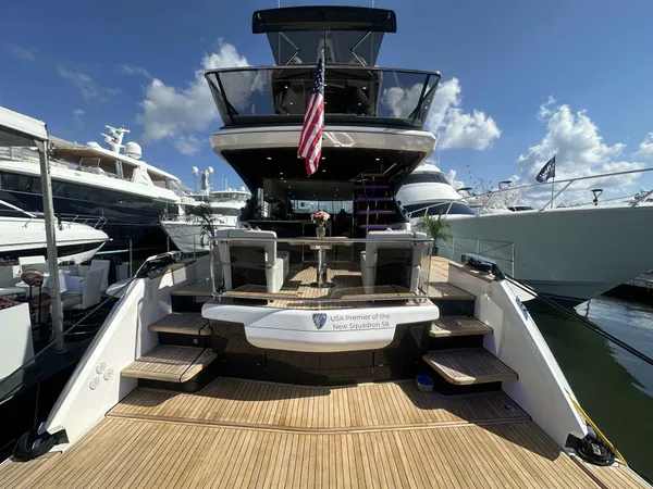 2026 Fairline SQUADRON 58 detail image 8