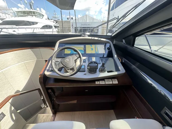 2026 Fairline SQUADRON 58 detail image 28