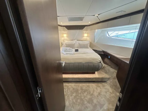 2026 Fairline SQUADRON 58 detail image 34