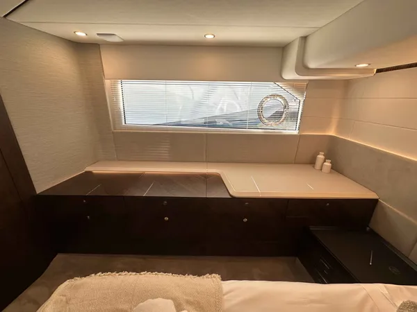 2026 Fairline SQUADRON 58 detail image 50