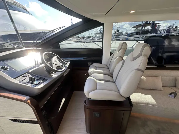 2026 Fairline SQUADRON 58 detail image 61
