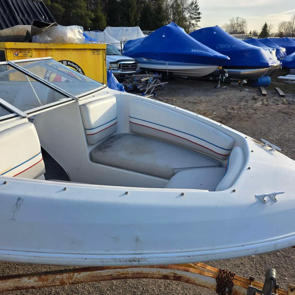 dummy-boat-img