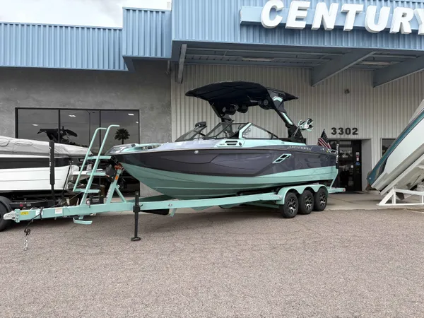 boat-detail-slider-thumb-1