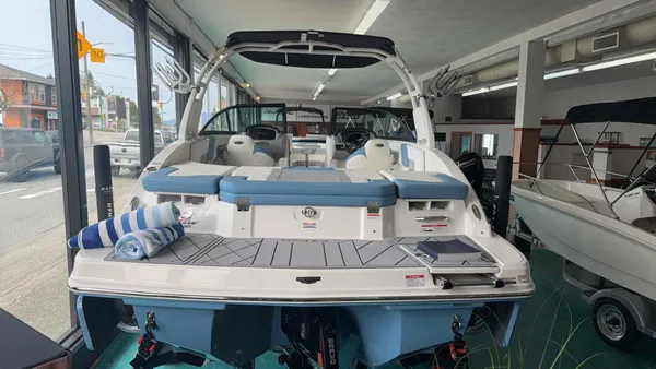 2026 Chaparral GT3 Surf Series-3