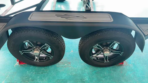 2026 Chaparral GT3 Surf Series-14