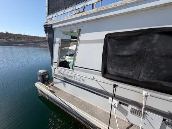 boat-detail-slider-thumb-1