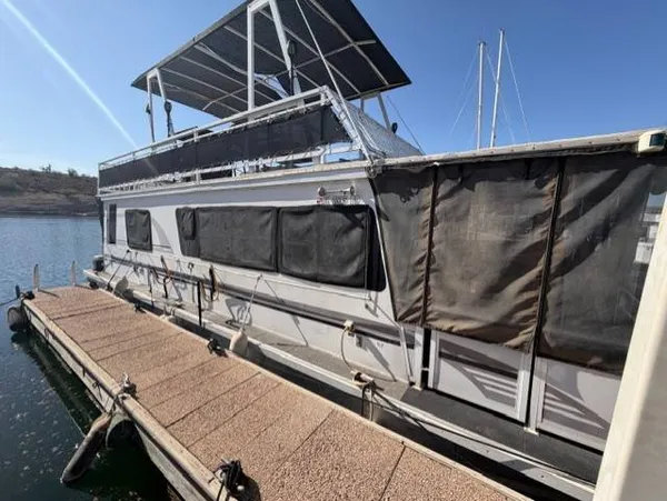 boat-detail-slider-thumb-10