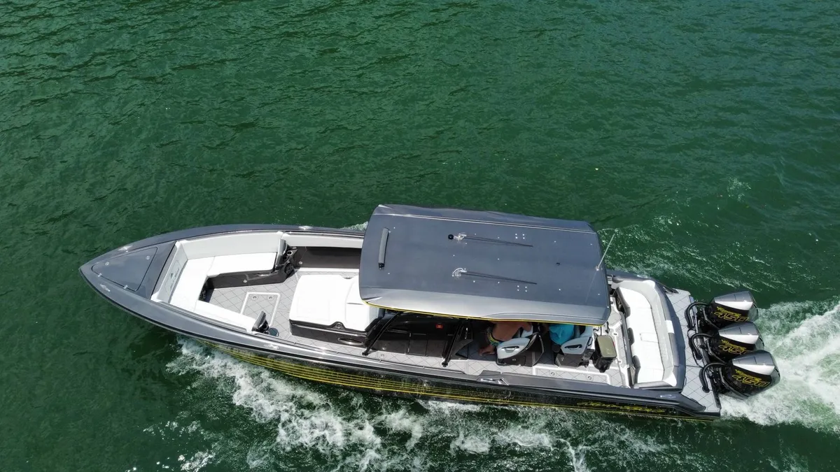 dummy-boat-img