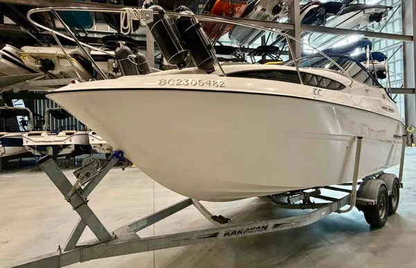 2010 Bayliner 245-2