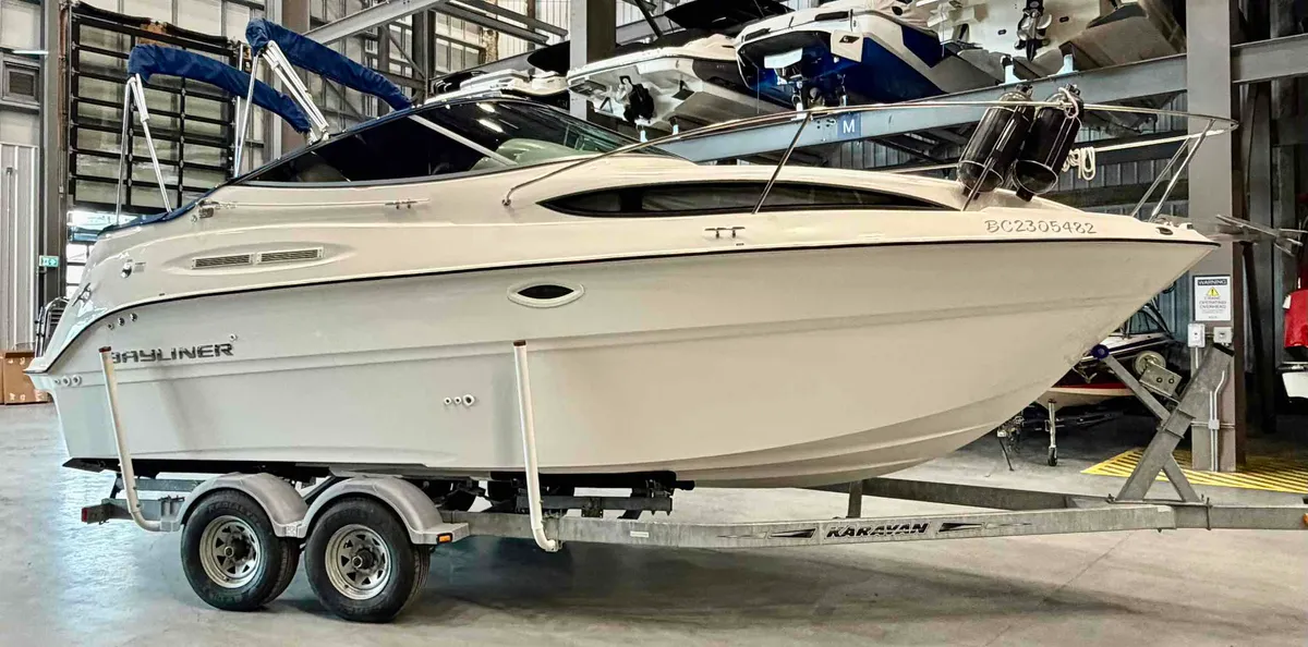 2010 Bayliner 245-9