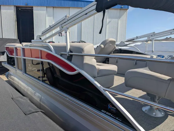 2026 Barletta Boats ARIA A22CC/TT0