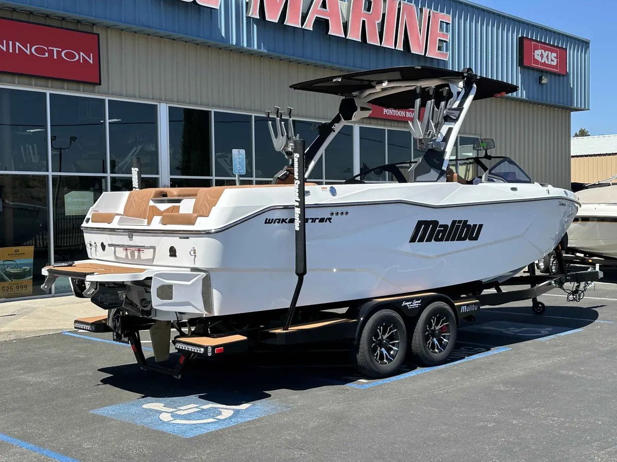 2026 Malibu 25 LSV-2