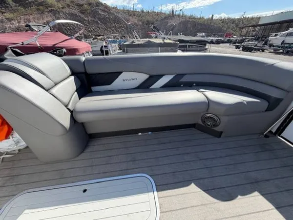 boat-detail-slider-thumb-4