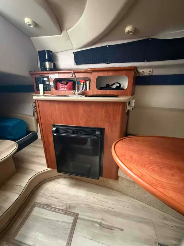 2010 Bayliner 245-16