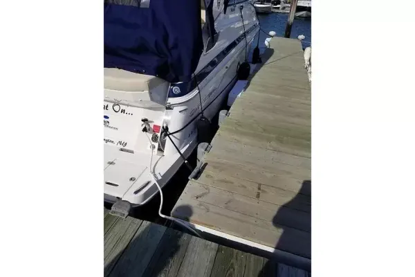2018 Regal 28 EXPRESS detail image 5