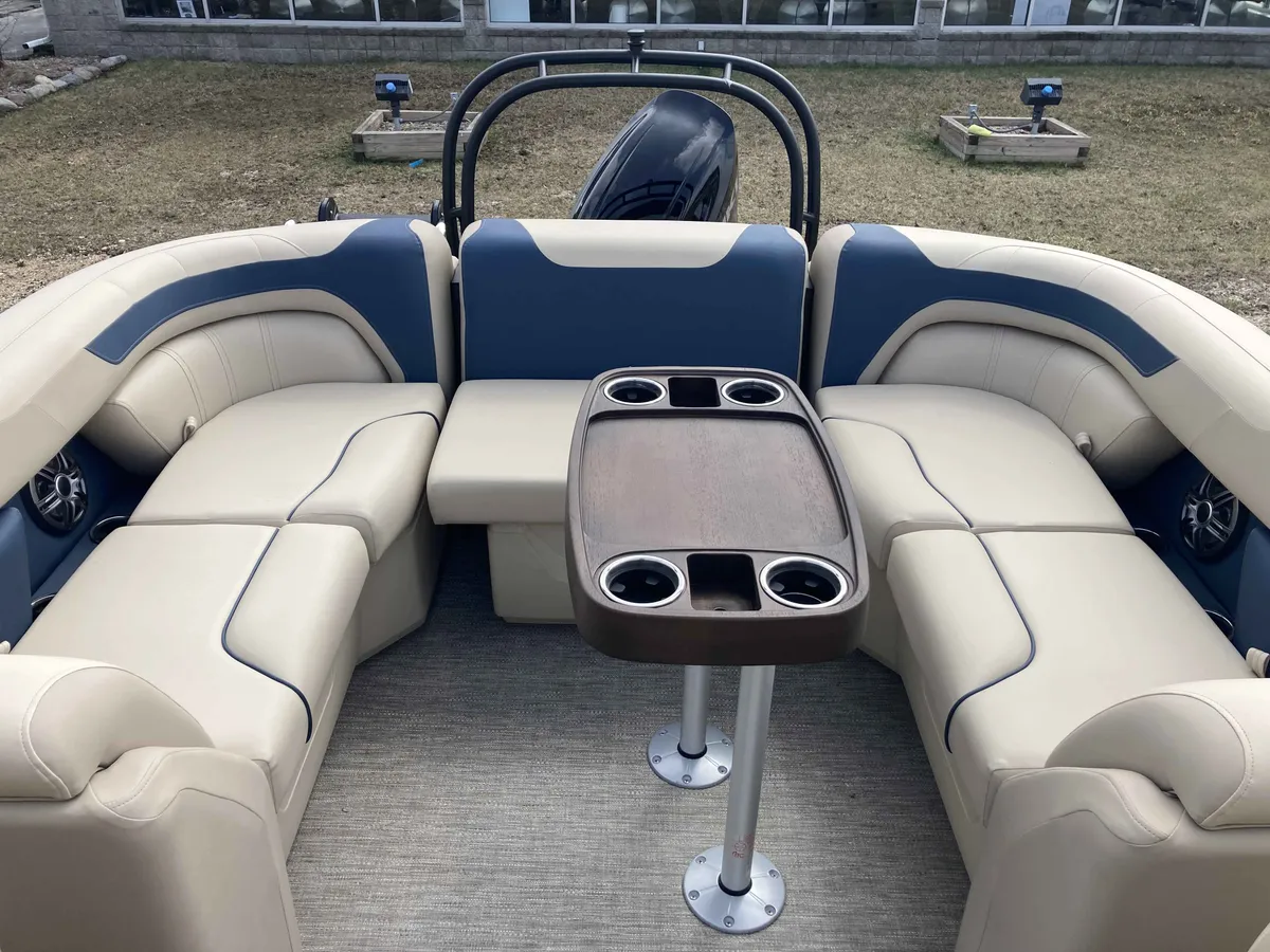 dummy-boat-img