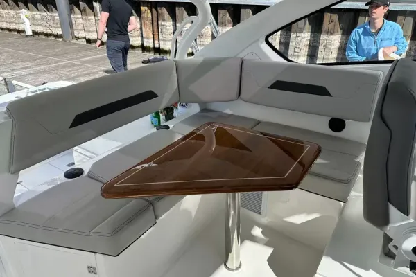 Pursuit OS 405 Offshore 2024-13